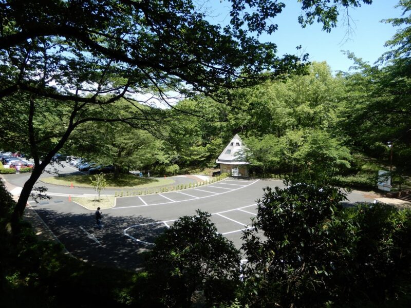 県立七沢森林公園_北口駐車場
