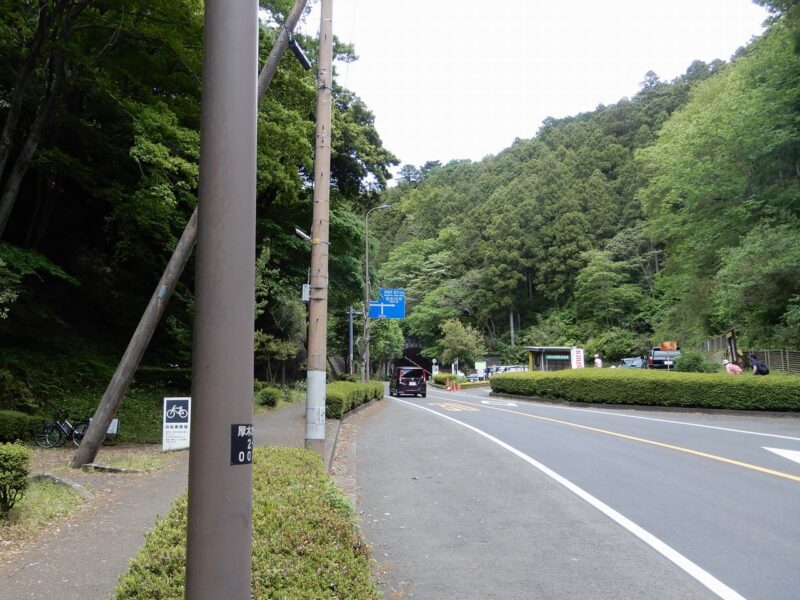 県立七沢森林公園第２駐車場　